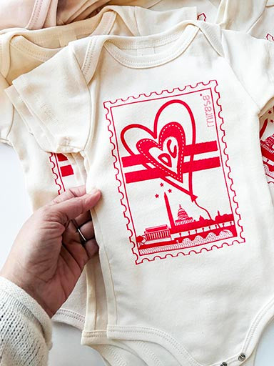 Amor DC: organic onesie