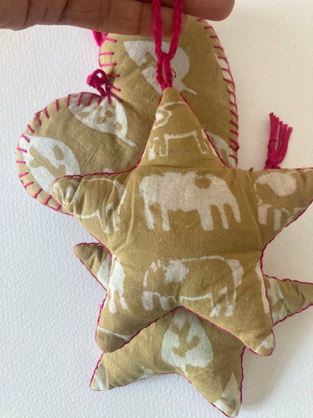 Heart Ornament- Bold Leaf