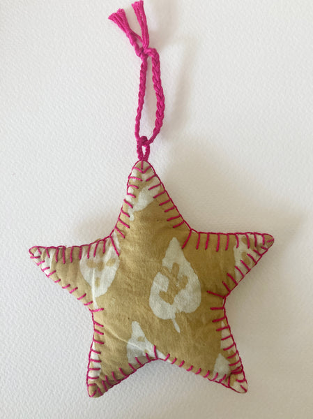 Star Ornament- Bold Leaf FY